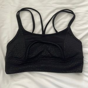 Lululemon Nulu & Mesh bra